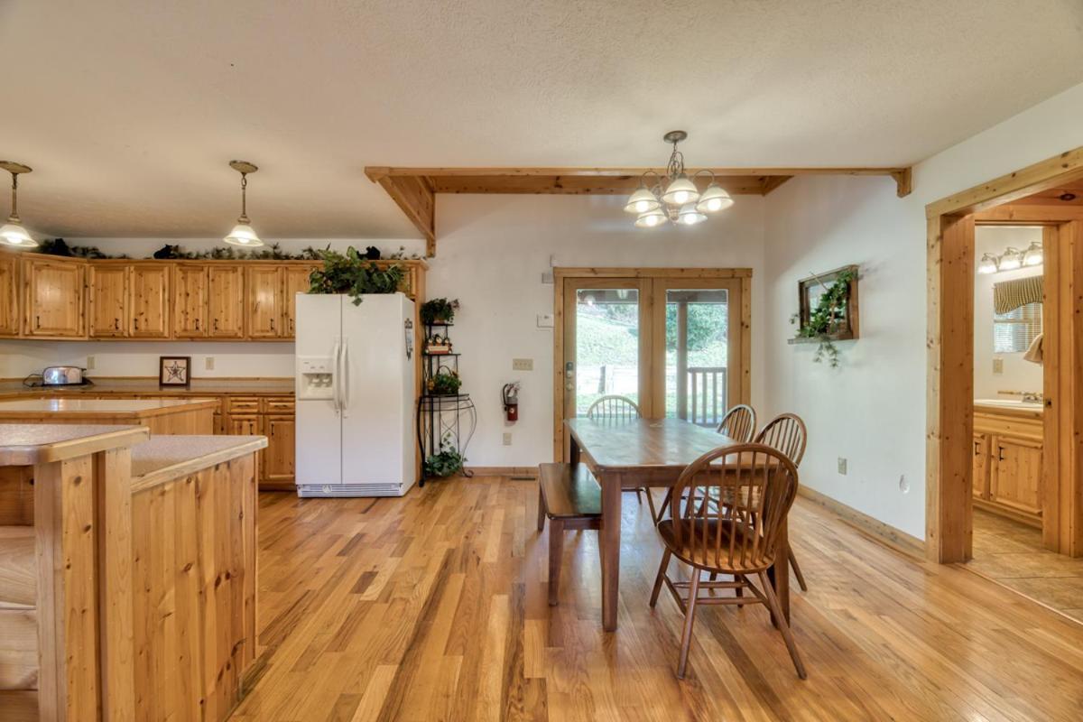 Cherokee Lodge Sevierville Buitenkant foto